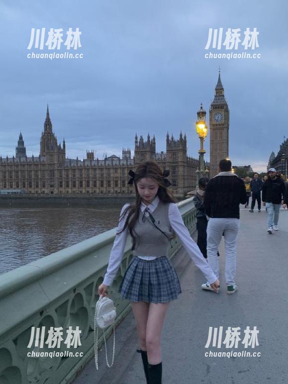 好不容易点开155fun苹果版，结果又被电光火石打回原形！