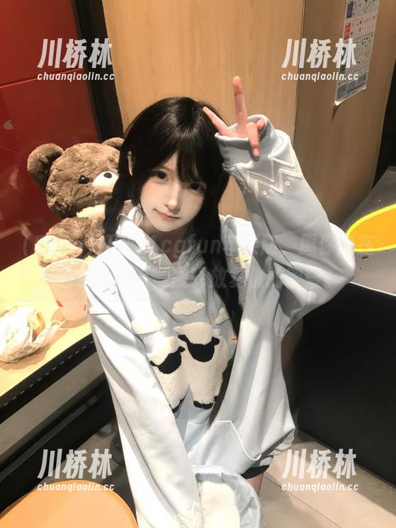 打开51cgfun苹果版，愿你能在这条瓜路上慢慢释放复仇的蜜蜜。