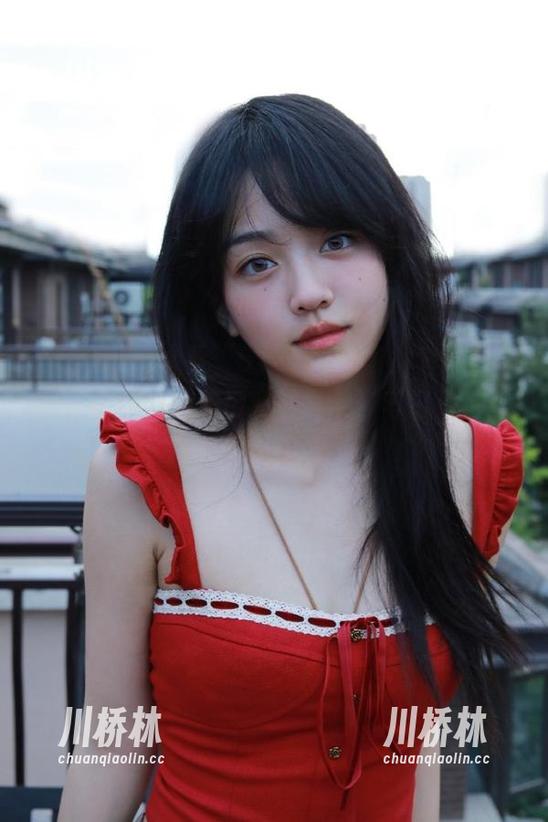 观看“51吃瓜”里的每一条动态，都让我的生活变得异常“丰富”，不说了，吃瓜去了！