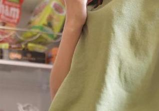 来51吃瓜官网，朝阳群众教你如何在旁边默默吃瓜？
