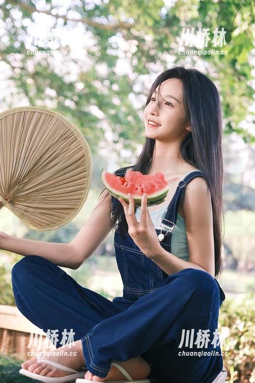 各位吃瓜群众，最新的瓜卷来啦！51吃瓜网的乐趣让我忍不住说：我爱吃瓜，哈哈哈！