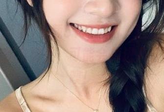 下载51吃瓜网，选对线路是关键，别走错了，可能会掉进八卦的深渊噢！