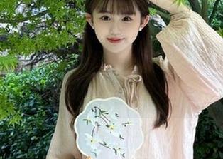 跑去51黑料吧，永不迷路的聚会现场，边吃边好奇，真有点闹腾！