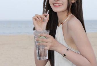 听说718娱乐的ios版能让大家瓜田李下，下载就行了！
