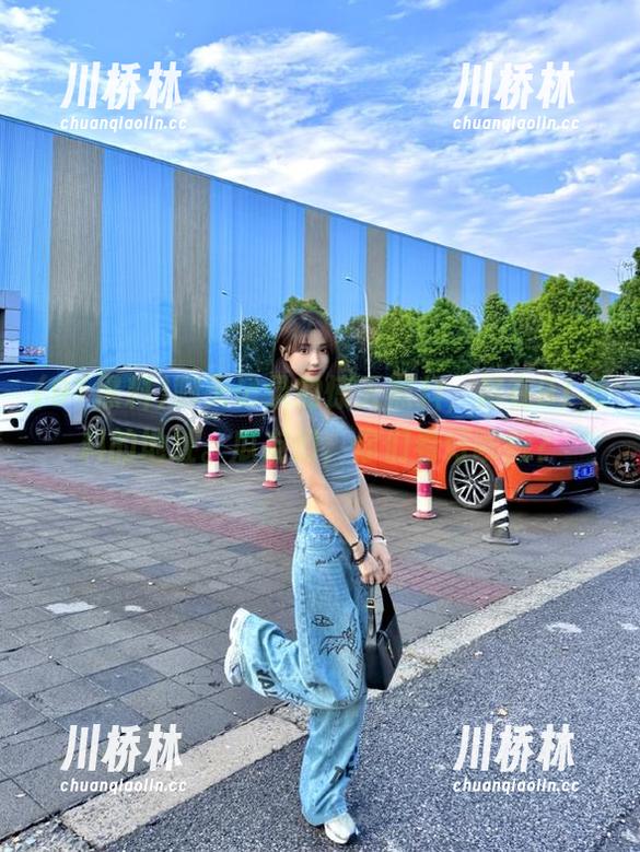 聊天记录的惊天黑料，尽在91黑料的地址。瓜友们，你们看好哪颗？