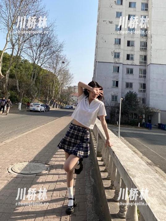 透过998su苹果版，发现瓜和秘密交织的微妙快感，心颤颤的。