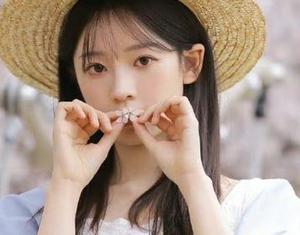 “www.51cg1..com”各种你有我无的瓜，观看完其实一脸懵。