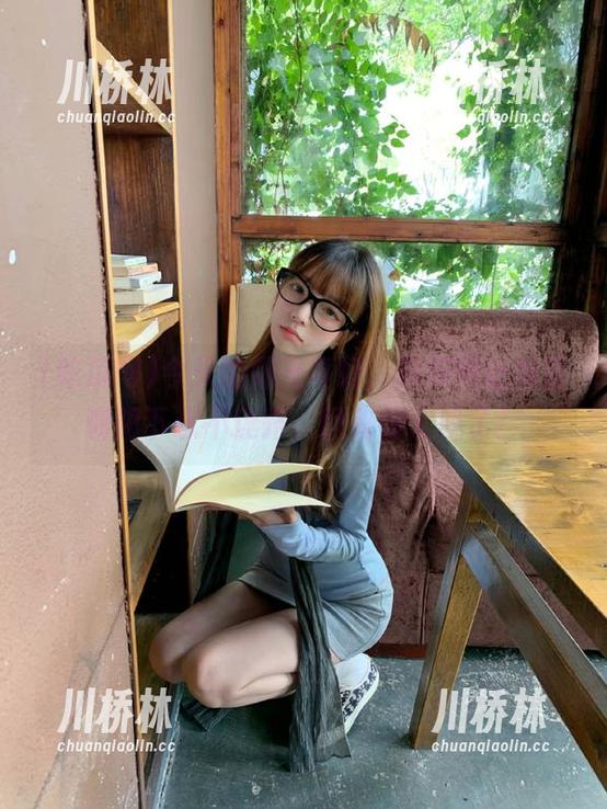 今天的阳光真好，吃瓜网让我在朝阳下永不迷路，回来得太晚了！