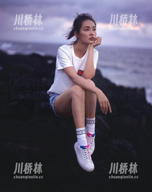下载“太九T19吃瓜网”，保证你每天都能吃到最新的八卦大餐，嘴巴实在是停不下来！