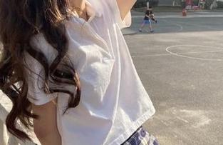 玩转“吃瓜网站”，许你永不落幕的瓜事与免费在线的甜蜜交易！