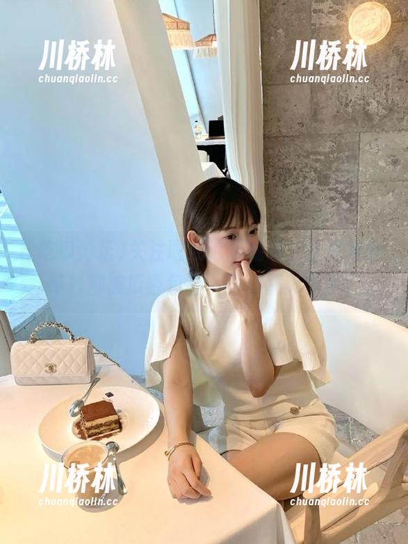 关注吃瓜论坛地址，让你每分每秒都被瓜香包围，身心都爽歪歪！