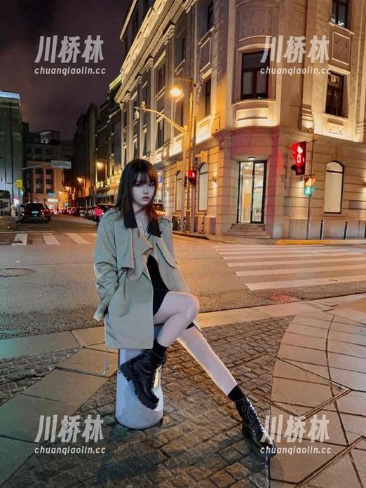 控制不住呢，黑哥冲料网站的内容真是让人每天都有新感受，感觉要沉迷了...