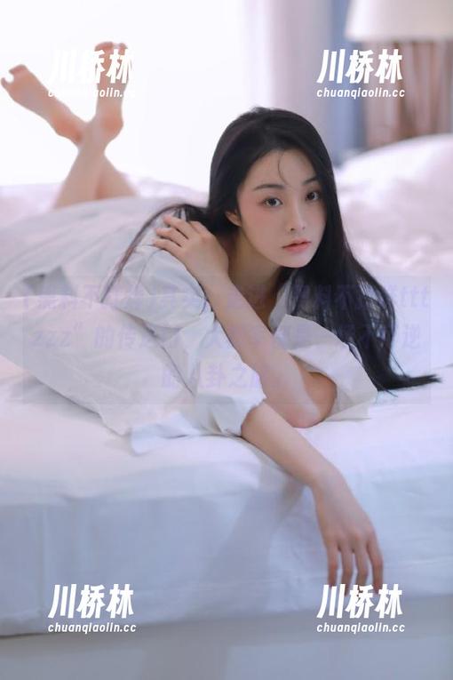 其实，走进“黑料不打烊tttzzz”的传送门，大概率都是一场不可逆的八卦之旅。