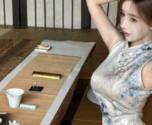 地址在手，zztt07.su黑料不打烊！手机端八卦翻来翻去的乐趣真不简单。