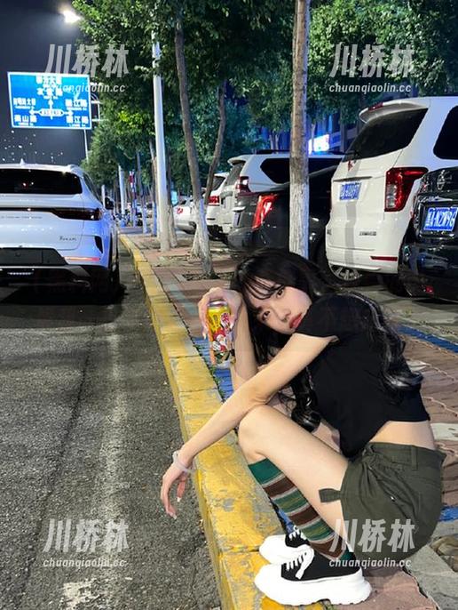 黑料网首页的新鲜事，观看的时候我一口咖啡差点喷出来，真不想走开。