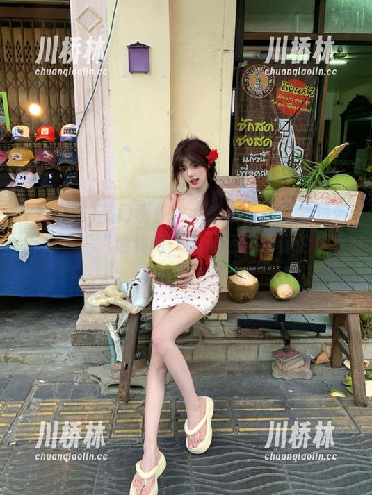 黑料网 热门事件轮番来袭,别说我没告诉你——“黑料网”app还自带评论区大比拼!