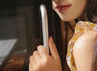 导航到黑料网络，带你进入瓜圈花样百出的日常窃听！